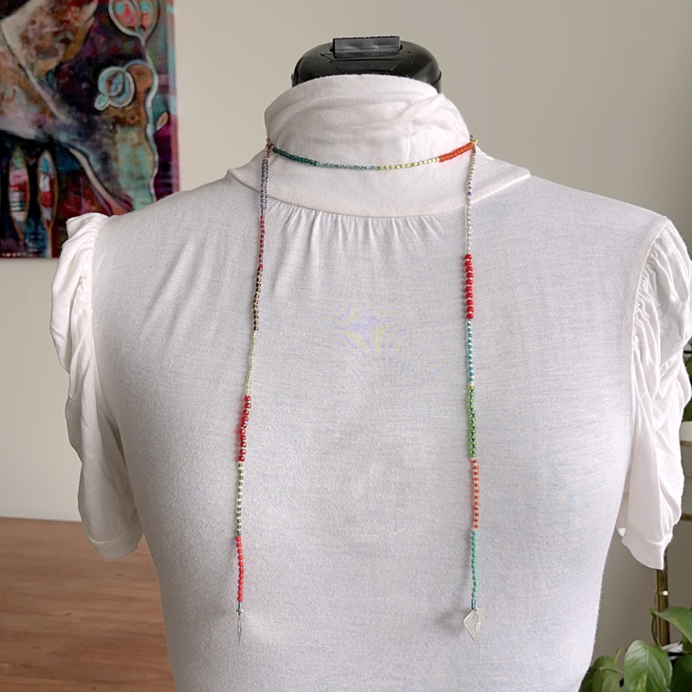 Gorgeous western style wrap beaded necklace w silver metal arrow ends